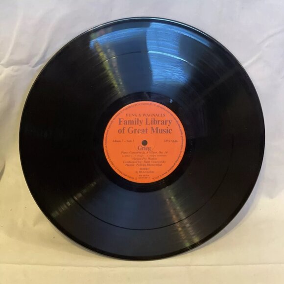 Piano Concerto In A Minor Peer Gynt Suite No. 1 (Vinyl, 1976) RCA Custom FW-307 - Picture 4 of 7